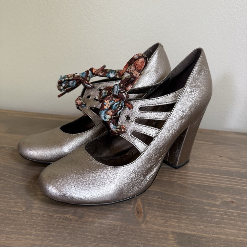 Seychelles Metallic Silver Block Heel Mary Janes with Floral Tie